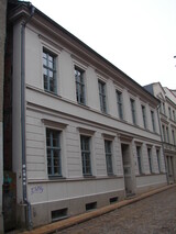 Straßenfassade 