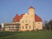 web-stolpe-berge-schloss.jpg